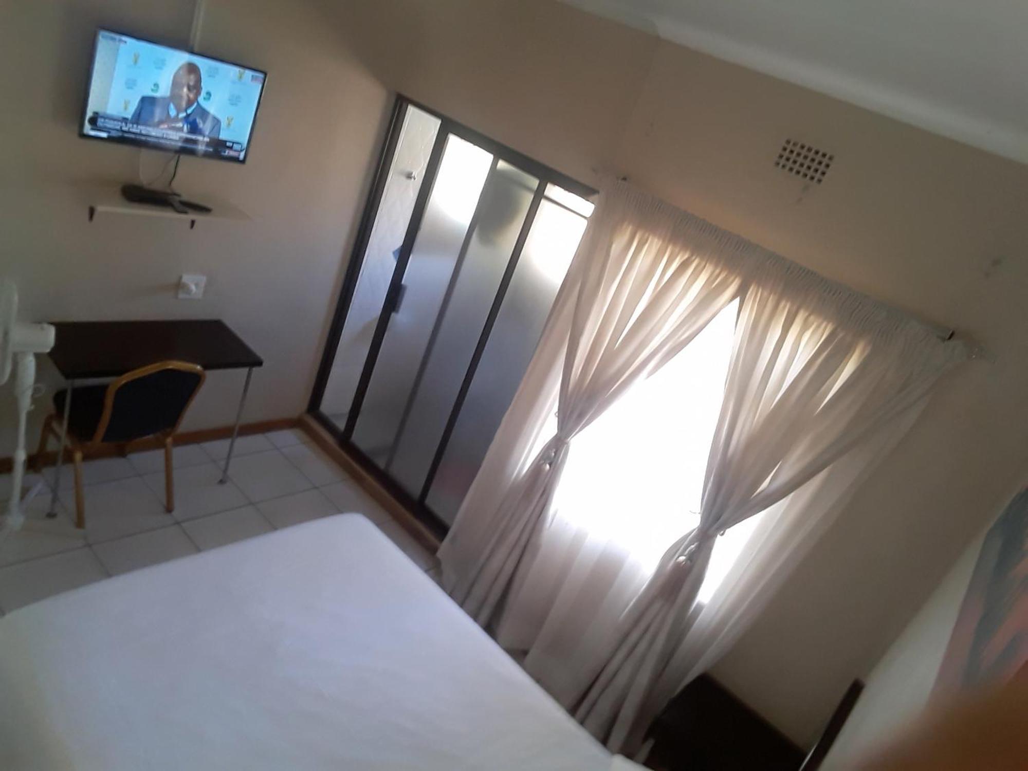 Vuya Nathi Bed And Breakfast Манзини Екстериор снимка