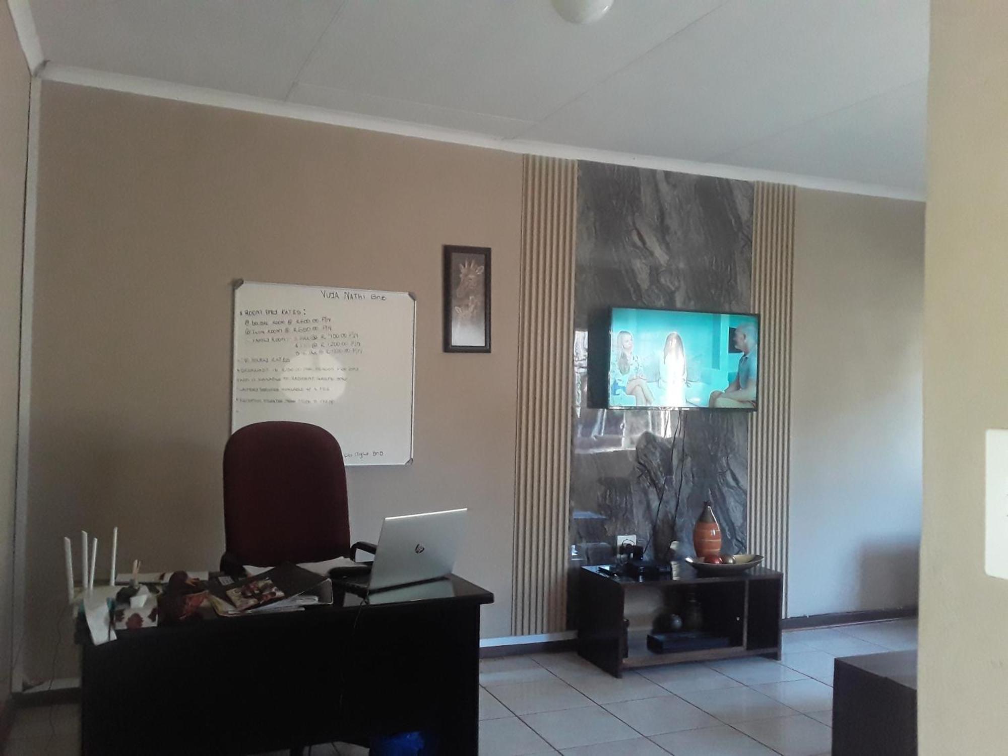 Vuya Nathi Bed And Breakfast Манзини Екстериор снимка